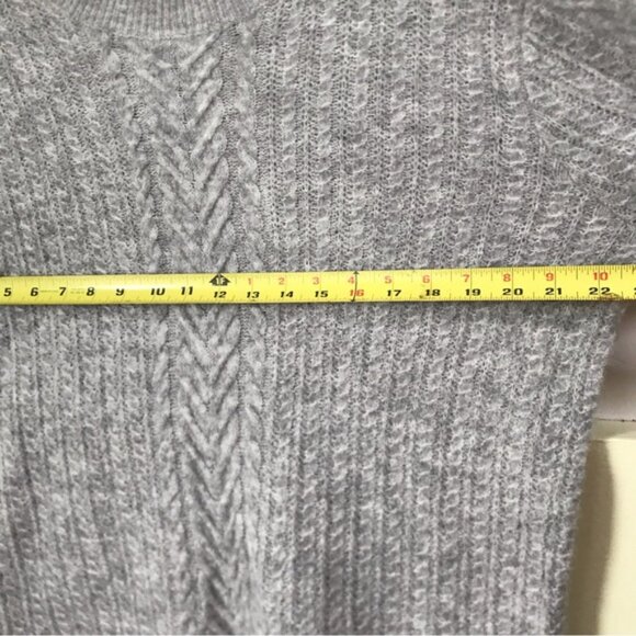 TAHARI NEW Cable Knit Oversized Mohair Wool Spandex Long Sweater Stretch Cozy L - Picture 14 of 16